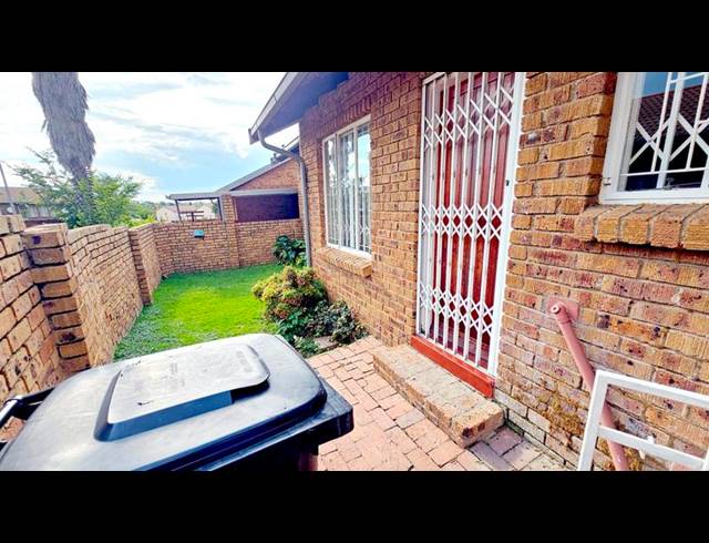 3 BEDROOM PROPERTY TO RENT IN NORKEM PARK